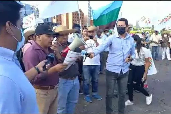INDÍGENAS DEL ORIENTE DICEN QUE EL PARO INDEFINIDO ES UNA NECESIDAD Y CONDENAN EL ABUSO POLICIAL
