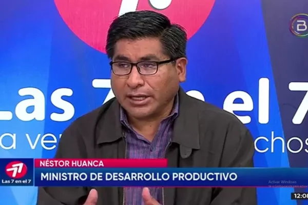 MINISTRO HUANCA REALIZA UN ANÁLISIS DE LA PRODUCCIÓN BOVINA