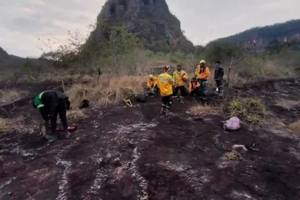 A RAÍZ DE QUEMAS FORESTALES, ROBORÉ SE QUEDA SIN AGUA