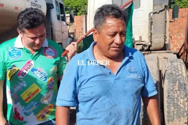DIRIGENTE DE TRANSPORTE PESADO DENUNCIA QUE INTENTARON DETENERLO Y SECUESTRARLE CAMIONES