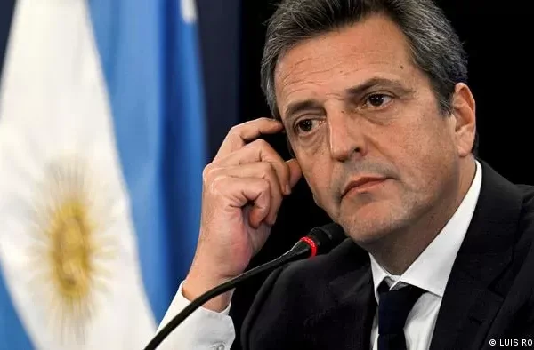 ARGENTINA LANZA MEDIDAS PARA FORTALECER RESERVAS MEDIANTE MÁS EXPORTACIONES