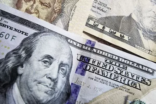 GOBIERNO: EL PRECIO DEL DÓLAR ESTÁ RETROCEDIENDO