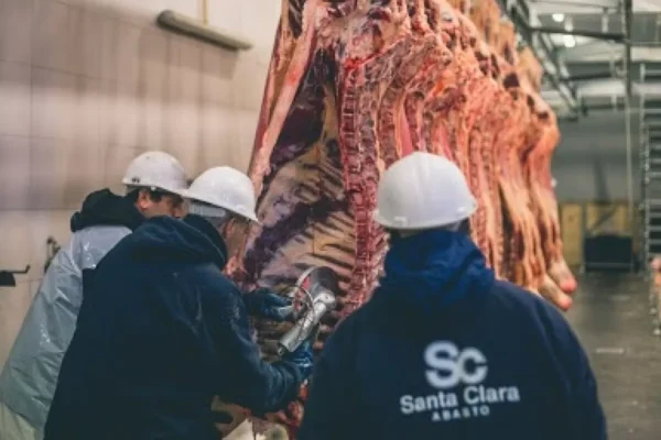 URUGUAY: CON PRECIOS ESTABLES, SE PREPARA EL MERCADO INTERNO PARA ABASTECER AL PÚBLICO EN EL 1º DE MAYO