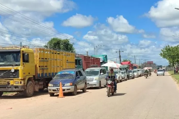 ANH atribuye filas por combustibles a ‘actualización en los servidores’ de los surtidores