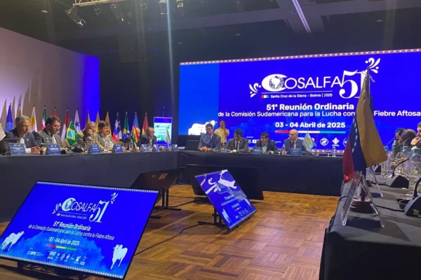 Comisión de Lucha contra la Fiebre Aftosa se reunió en Santa Cruz con la participación de 13 países