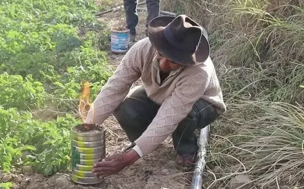 En Chiñata, comunarios combaten heladas con estufas artesanales con aserrín